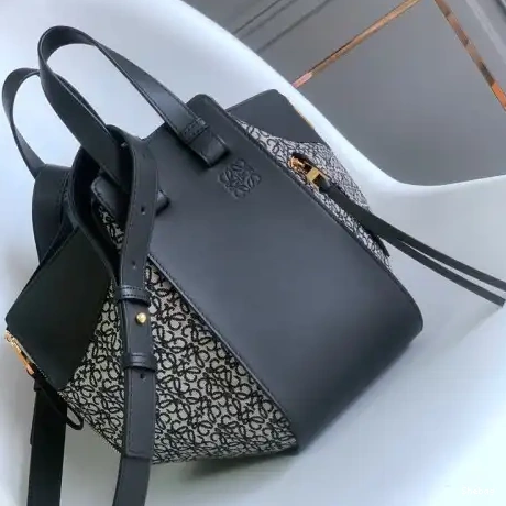 2210YA0052 Bag Loewe 0508